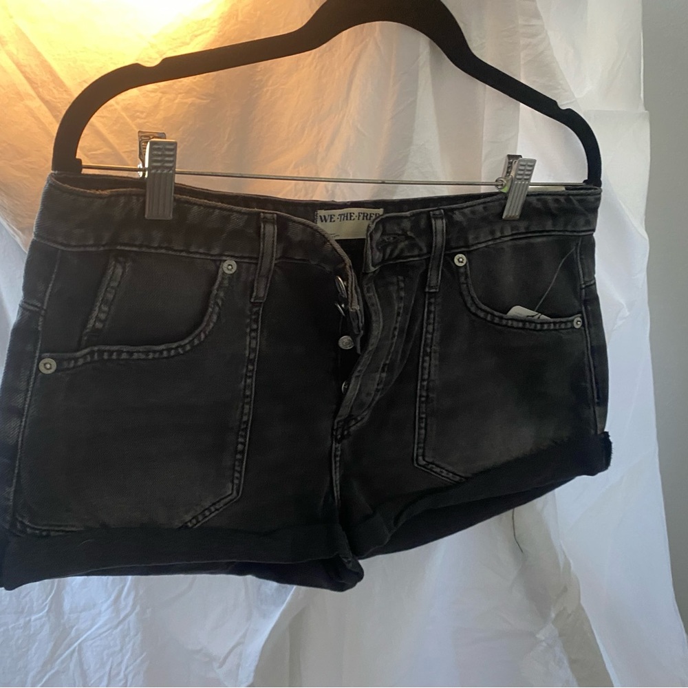 Free People short denim shorts Sz 29.